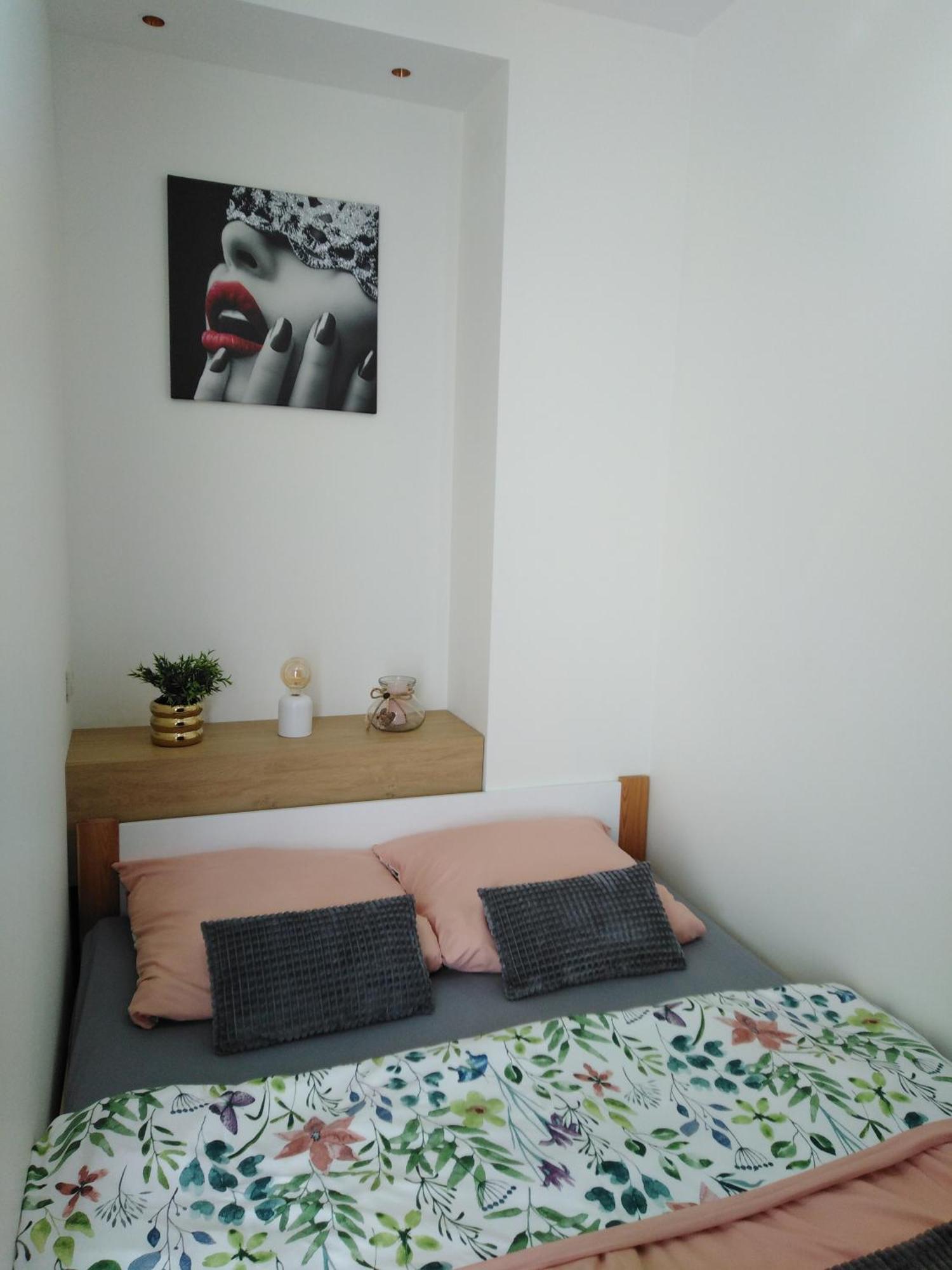 Premium 72 Apartment